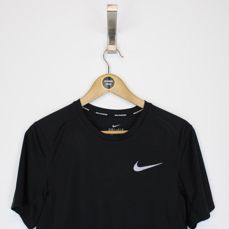 Nike T-Shirt Small