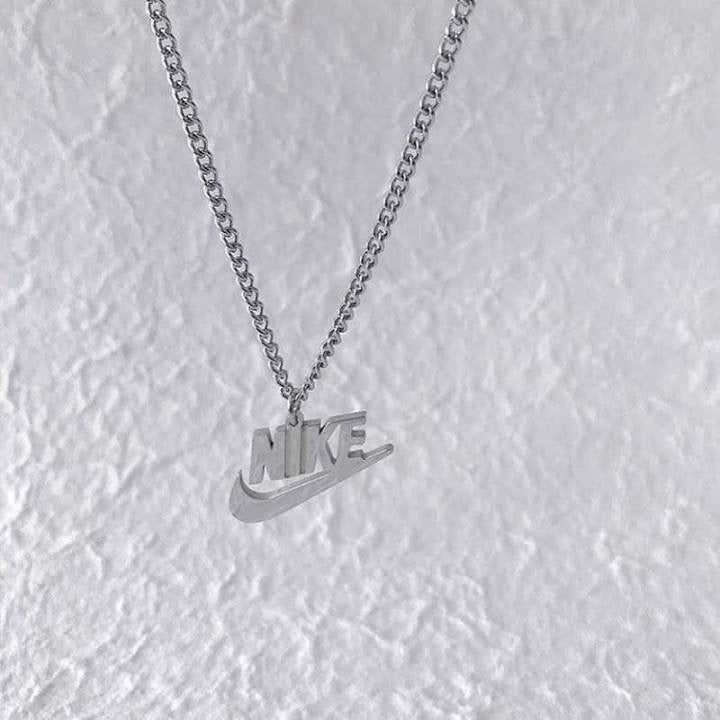 Nike Spellout Necklace Silver