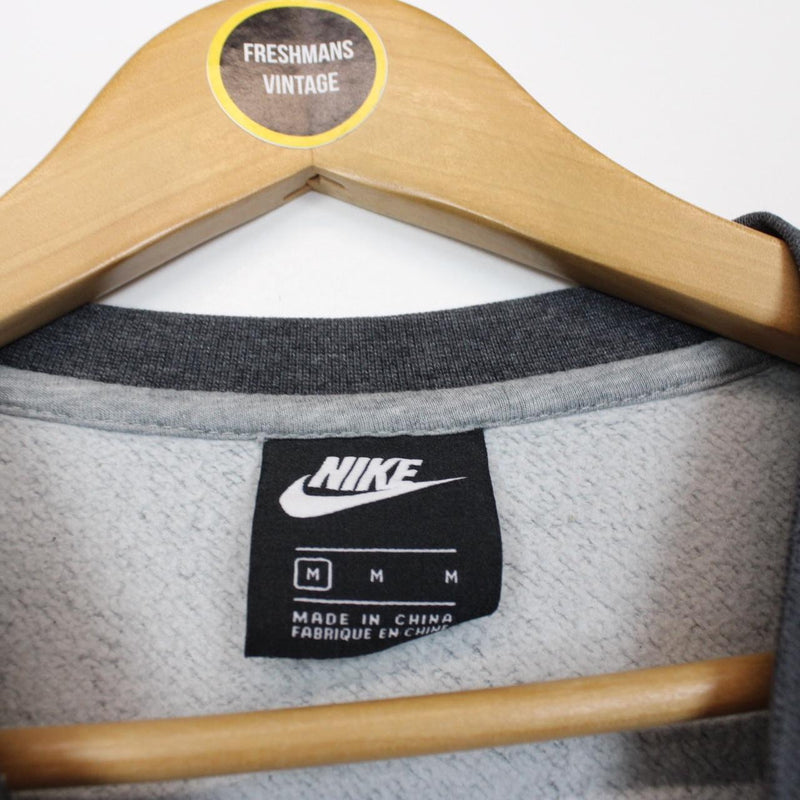 Nike Club Sweatshirt Medium