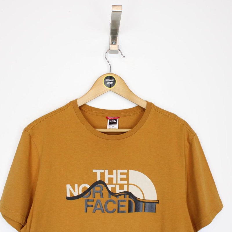 The North Face T-Shirt Medium